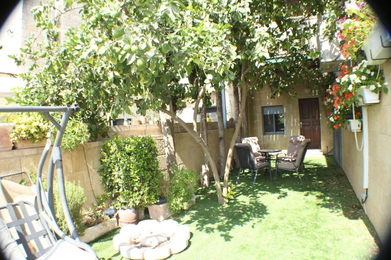 Holyland Apartments Jerusalem Exterior photo