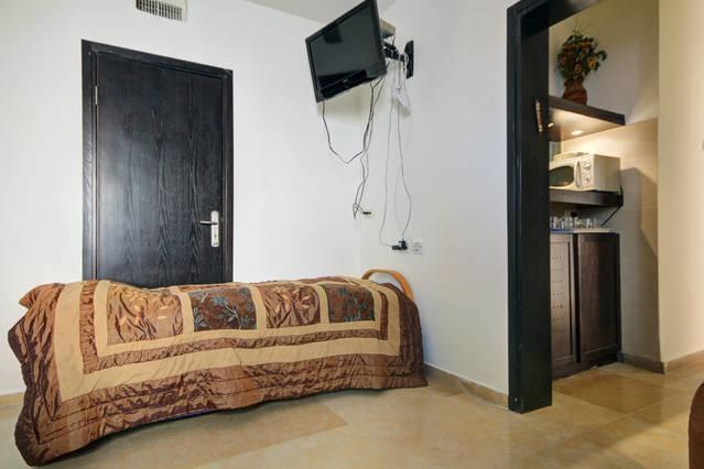 Holyland Apartments Jerusalem Room photo