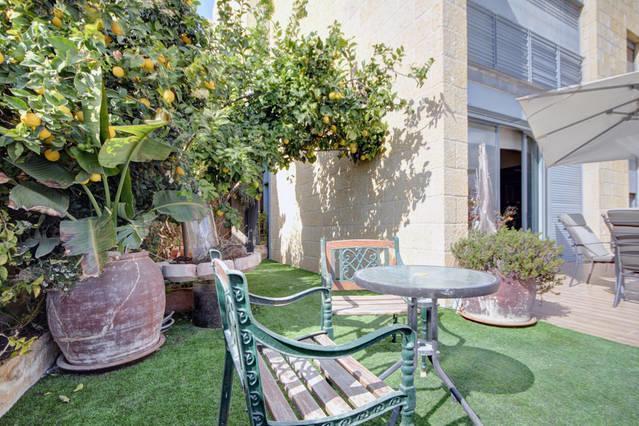 Holyland Apartments Jerusalem Exterior photo