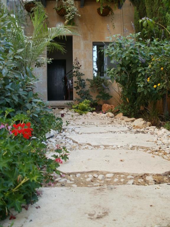 Holyland Apartments Jerusalem Exterior photo